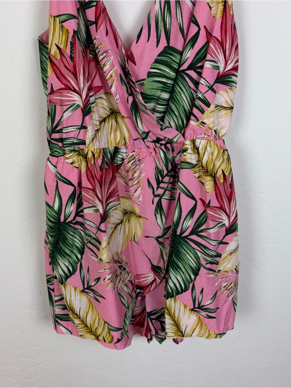 Superdown Penelope Palm Front Wrap Romper - Picture 4 of 9